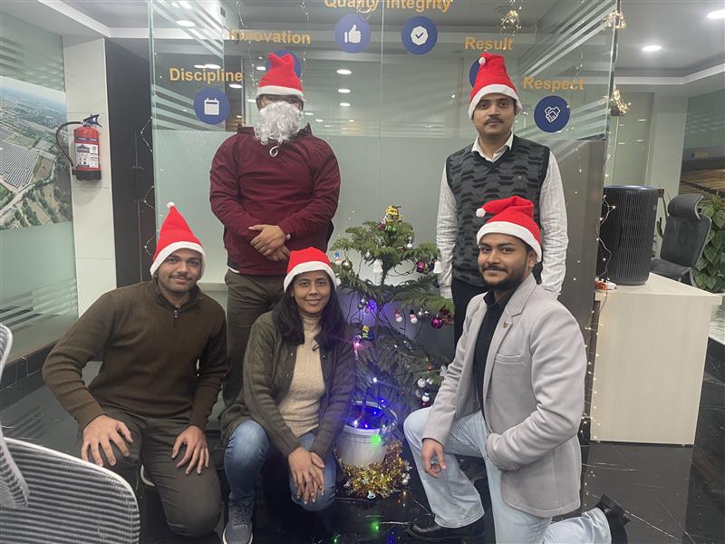 Positive and Performance-Driven Culture